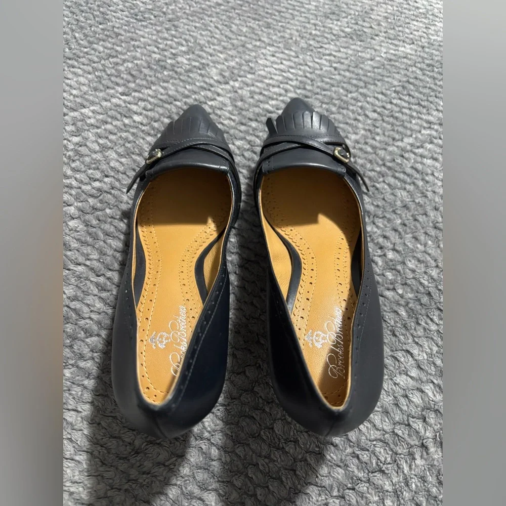 Brooks Brothers black leather fringe and buckle pointed toe heels. Size 7